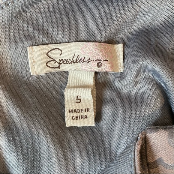 Speechless size 5 gray silver brocade ruffles rosettes prom formal events dress - Picture 15 of 15